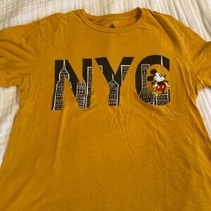 Women’s NYC Disney shirt